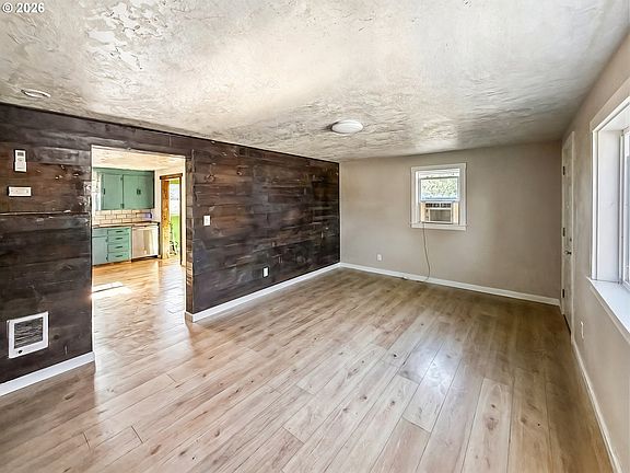 3rd image of 680 S 5th St