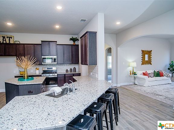 5th image of 2255 Meadow Way St