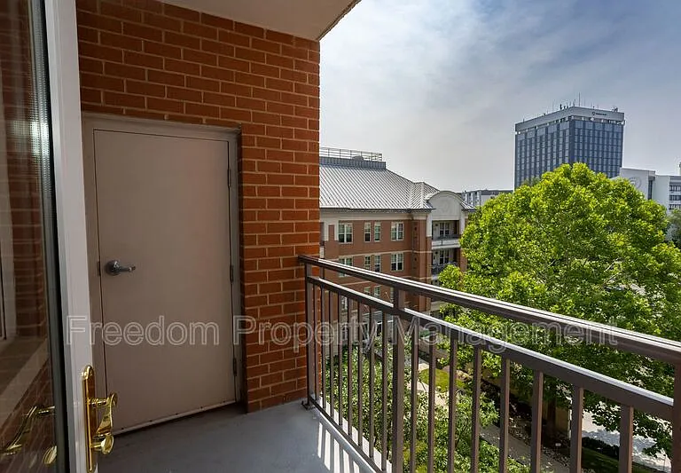 11760 Sunrise Valley Dr #514 — Photo 4