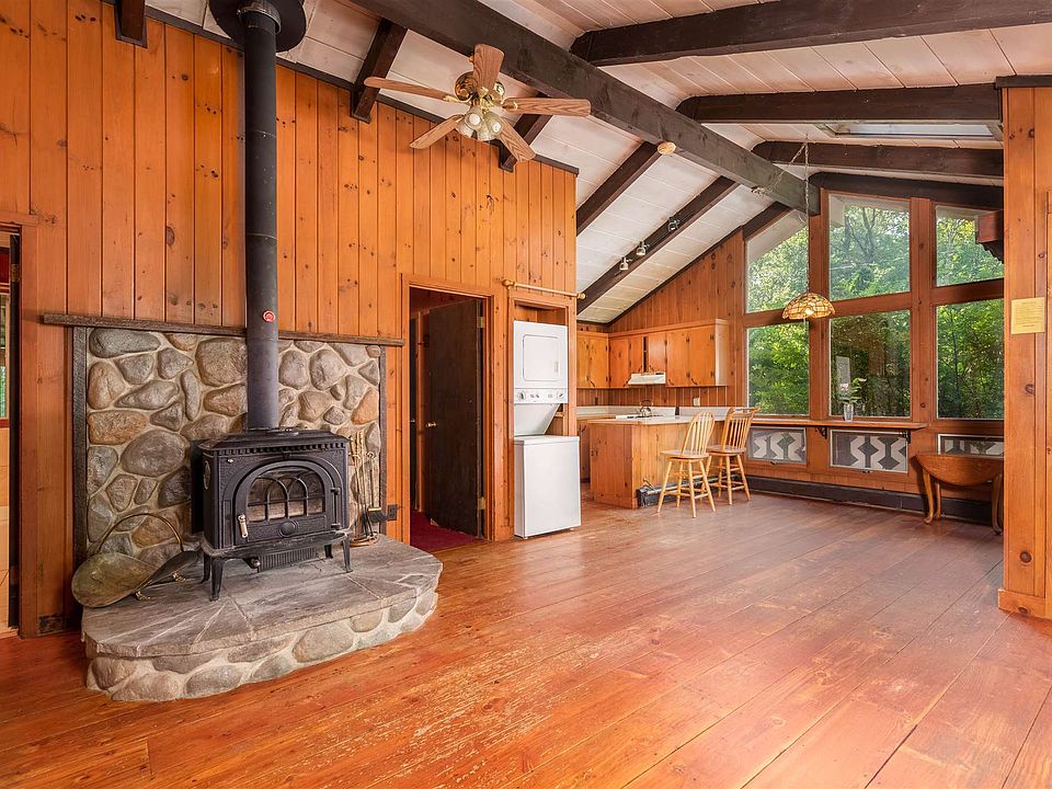 9 Chipmunk Lane, Wolfeboro, NH 03894 Zillow