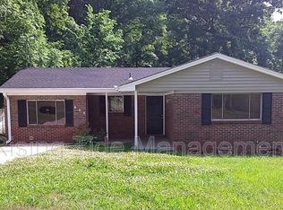 633 Roebuck Forest Dr, Birmingham, AL 35206