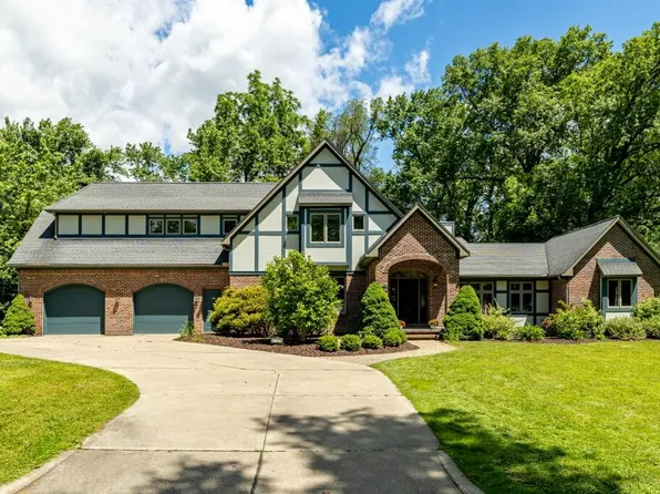 2135 Tuomy Rd, Ann Arbor, MI 48104