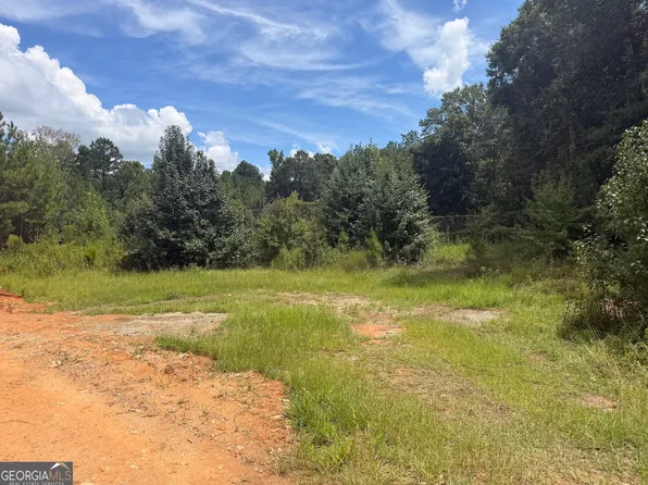 140 Abberley Ln, Macon, GA 31216