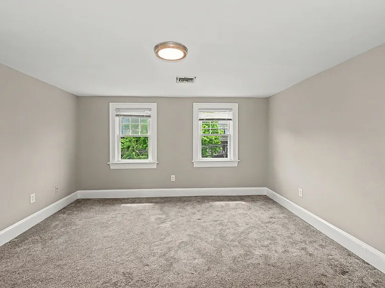 19 Spring Hill Ave #2 — Photo 23