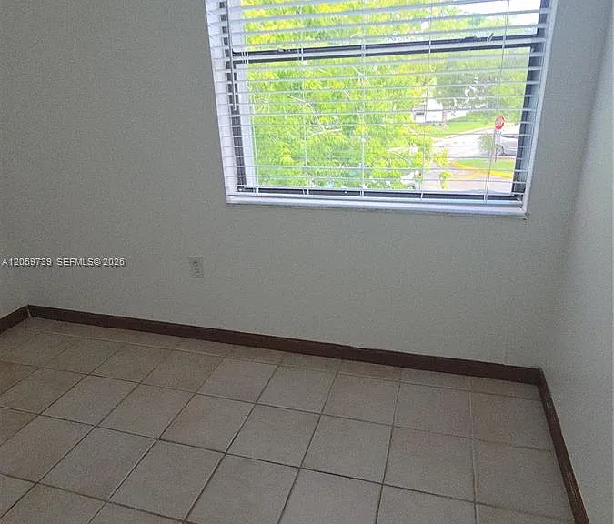 9437 Fontainebleau Blvd #202 — Photo 33