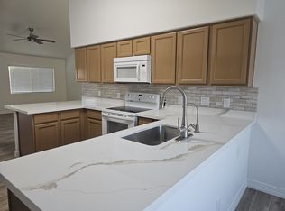 7623 W Cholla St, Peoria, AZ 85345