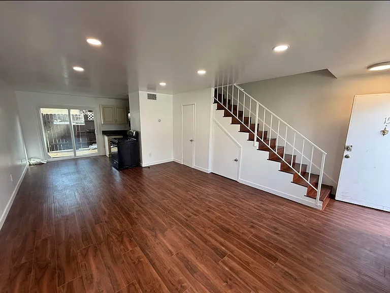 8414 Columbus Ave #15 — Photo 1