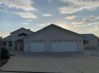 7030 Escondido Ave, Oak Hills, CA 92344