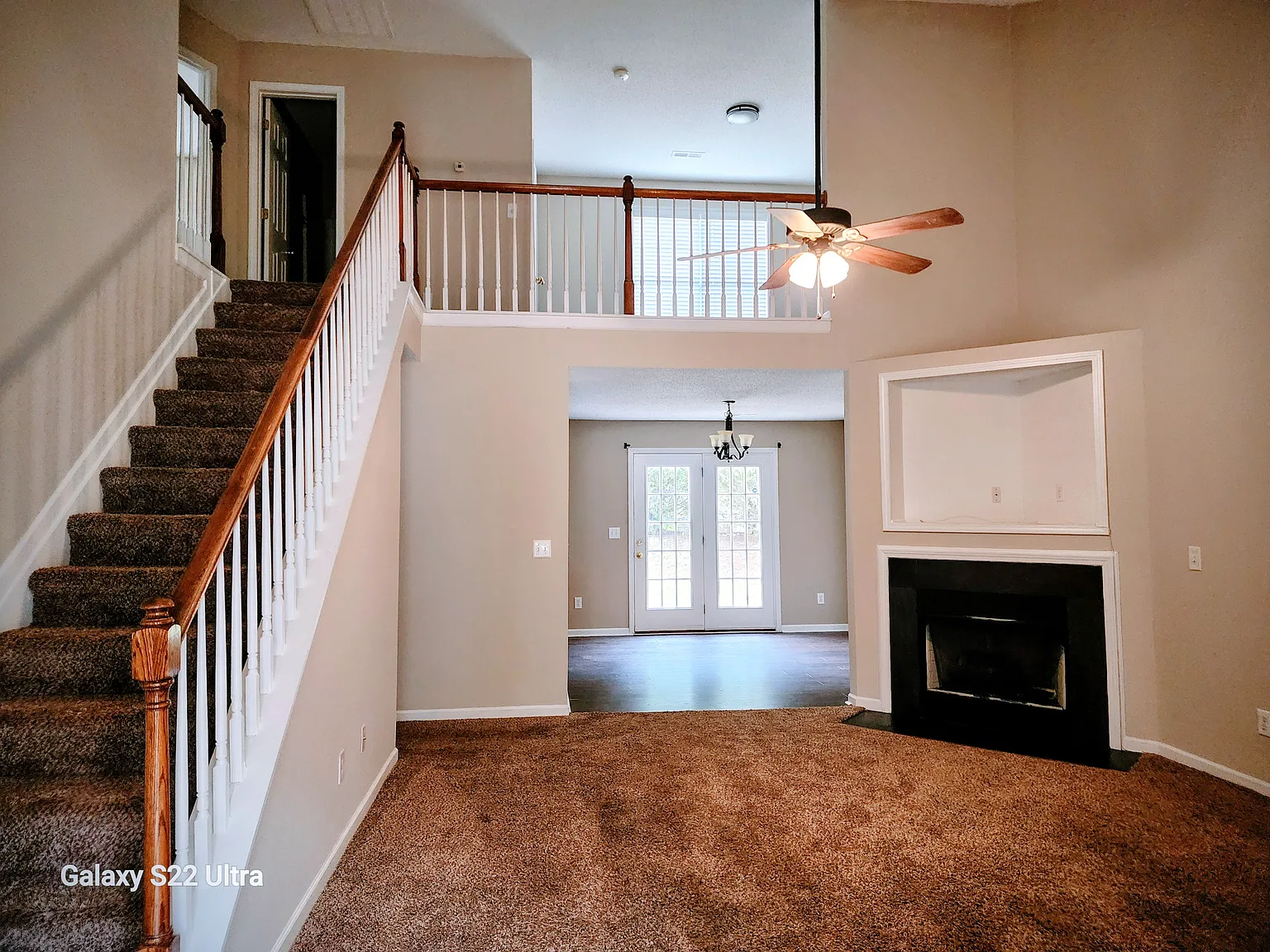 3 bed, 2.5 bath, 2122 sqft, $1,800 — Photo 3
