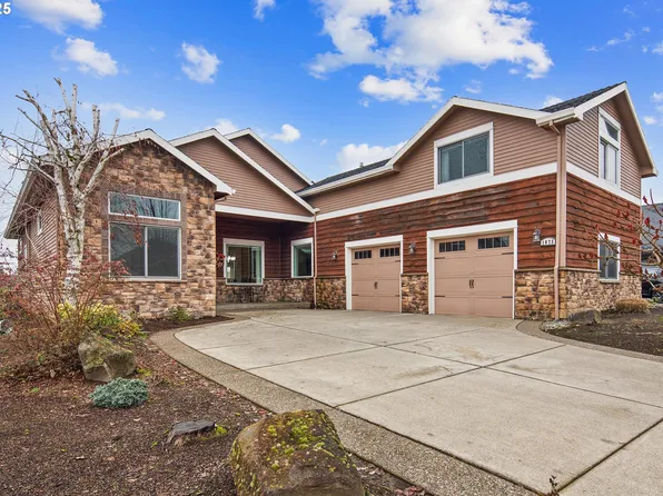 1875 Meridian Dr, Woodburn, OR 97071