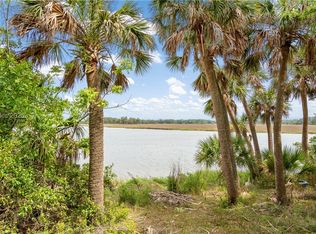 54 Bud Miley Dr, Saint Helena Island, SC 29920