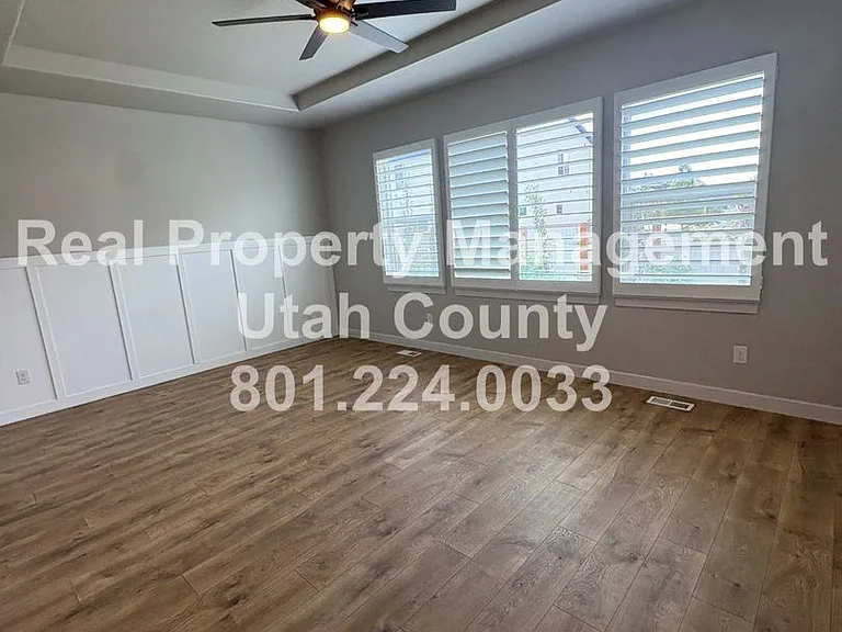 271 E Echo Ledge Dr — Photo 13