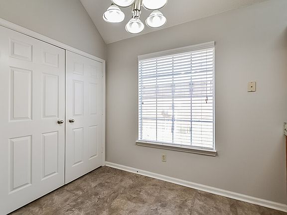 5th image of 5883 Alexandria Ln