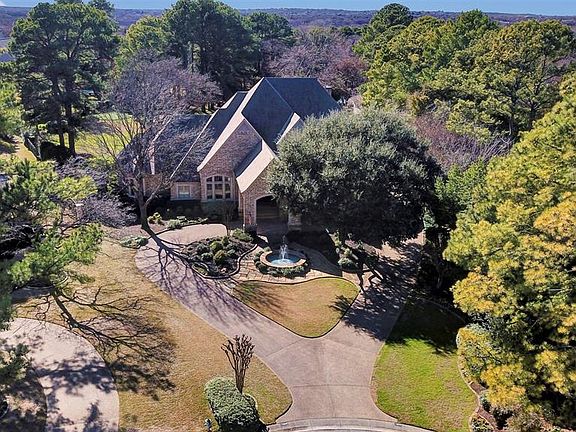2nd image of 1802 Lantana Ct