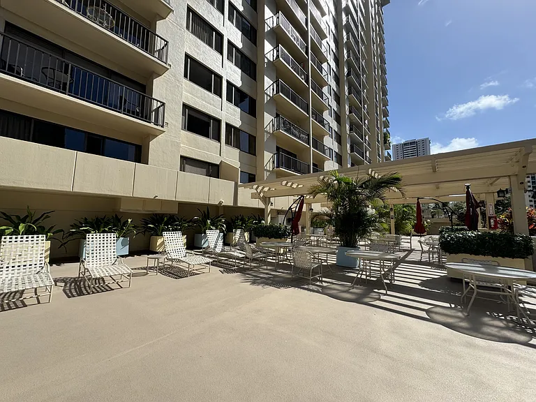 2140 Kuhio Ave #603 — Photo 34