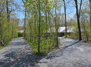 1161 Turicum Rd, Lake Forest, IL 60045