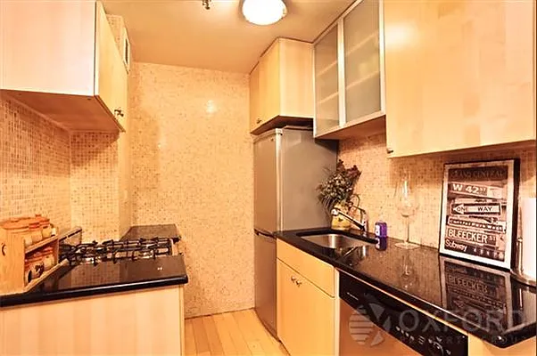 Sold by Oxford Property Group | media 18