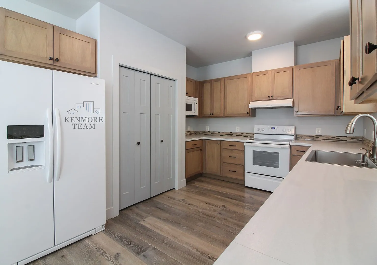 3 Bedroom, 2.5 Bath Duplex in Richland — Photo 2