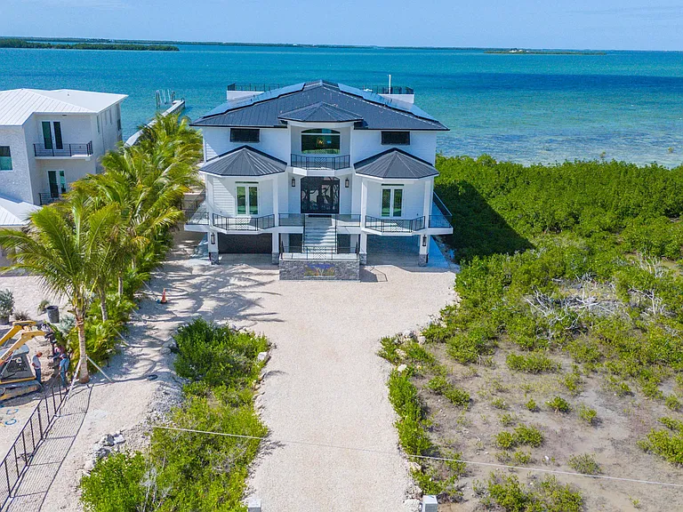 528 Bay Shore Dr — Photo 71