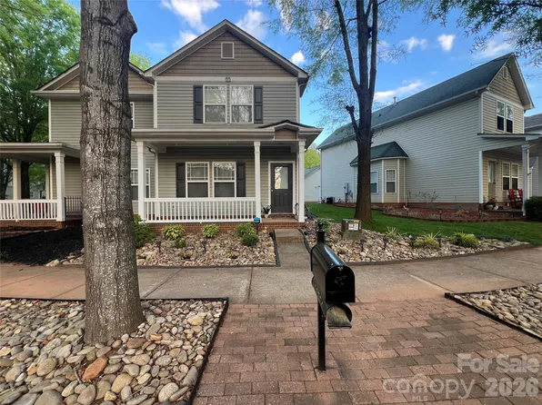 12754 Cross Dale Dr, Huntersville, NC 28078