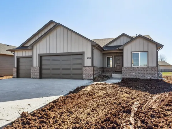 515 N Hidden Ct, Valley Center, KS 67147