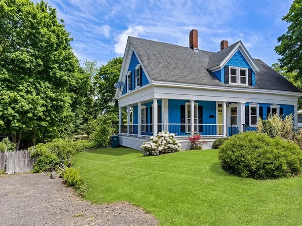 186 Chapel St, Abington, MA 02351