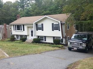 35 Lantern Ln, Plymouth, MA 02360