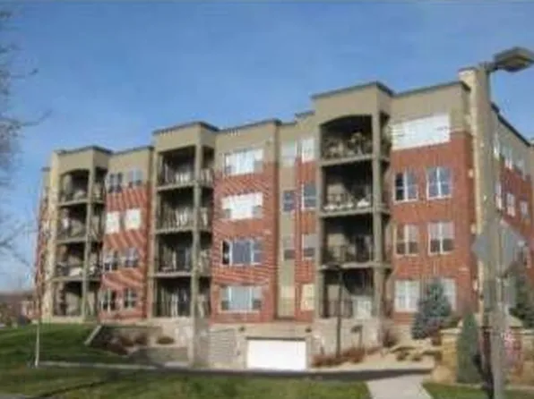 460 Ford Rd Unit 205, Saint Louis Park, MN 55426
