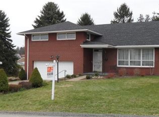 4412 Everlawn St, West Mifflin, PA 15122