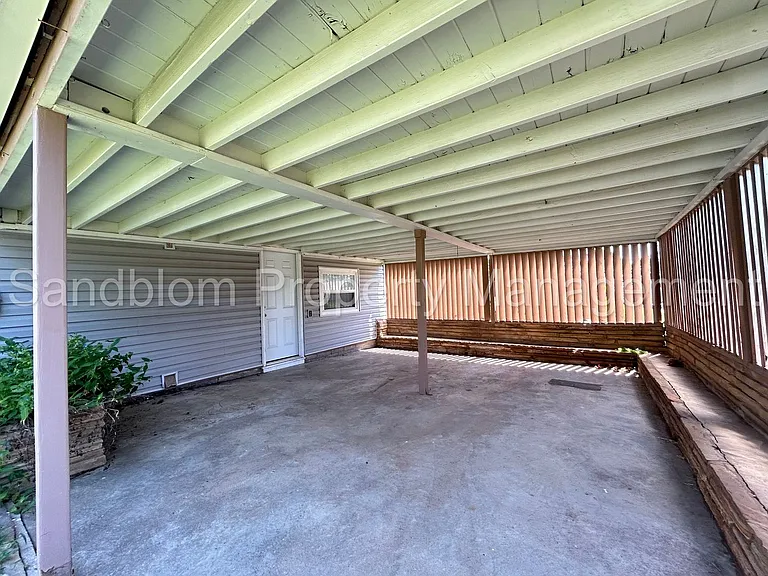 4520 E 21st Pl — Photo 21
