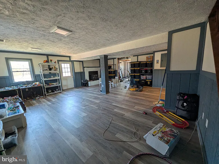 4301 Mountain View Dr — Photo 43
