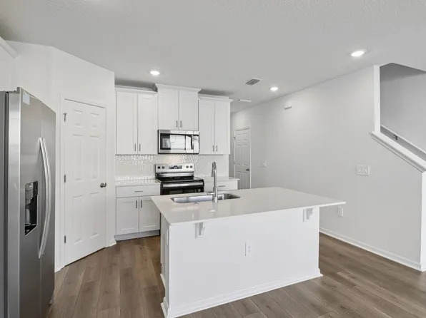 16281 Bird Of Paradise Ave, Clermont, FL 34714