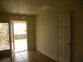 5th image of 5902 Horne Dr