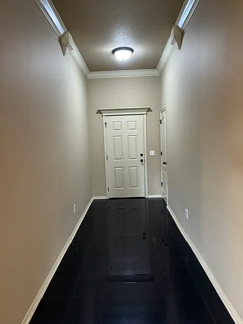 3 bed, 1642 sqft, $1,750 — Photo 2