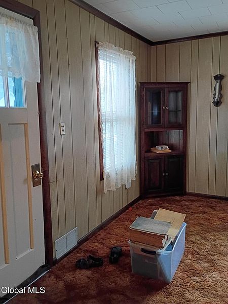 5th image of 520 Elliott Street