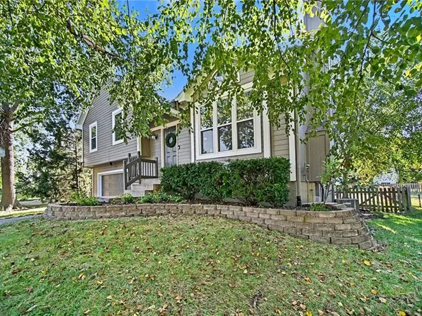 16137 S Mahaffie St, Olathe, KS 66062