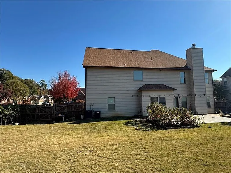 352 Plymstock Dr — Photo 20