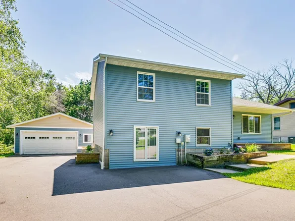 31035 Olinda Trl, Lindstrom, MN 55045