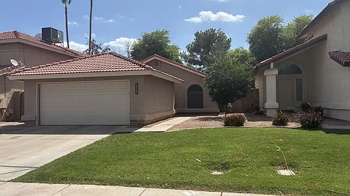 1131 N Carriage Ln Photo 1
