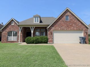 12004 S Nandina St, Jenks, OK 74037