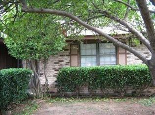 929 Hampton Cir, Yukon, OK 73099