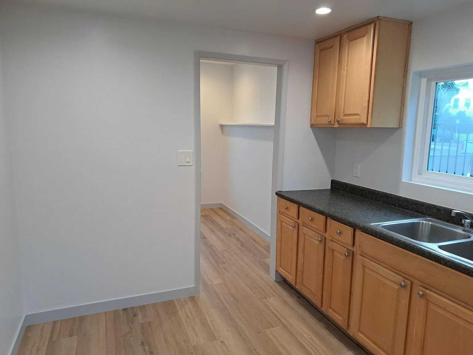 2 bed, $2,700 — Photo 3