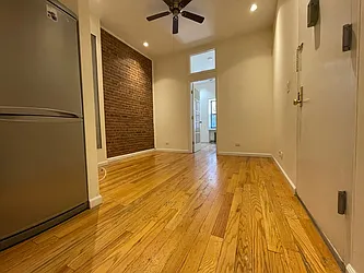 Rented by HOLTON REAL ESTATE INC.