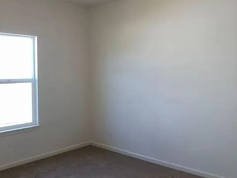 3209 Osborne Dr — Photo 13
