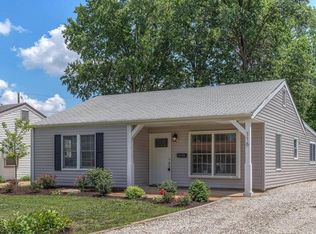 116 Union Rd, Saint Louis, MO 63123