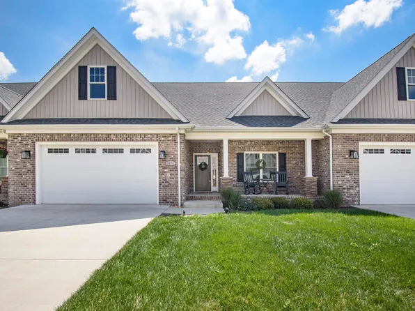 8474 Whistling Straits Dr, Radford, VA 24141