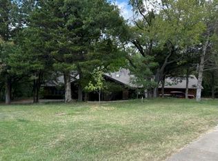 2475 Sand Plum Cir, Edmond, OK 73025