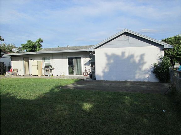 3rd image of 1520 Navarre Ave