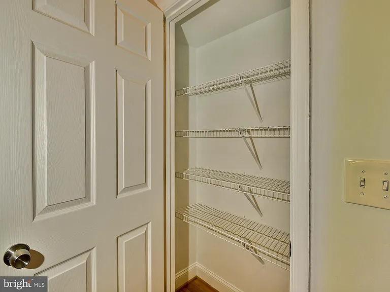 1319 Belmont St NW — Photo 24