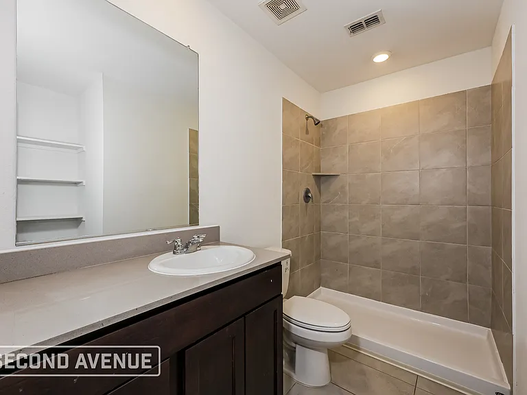 8732 Texas Risinger Dr — Photo 11